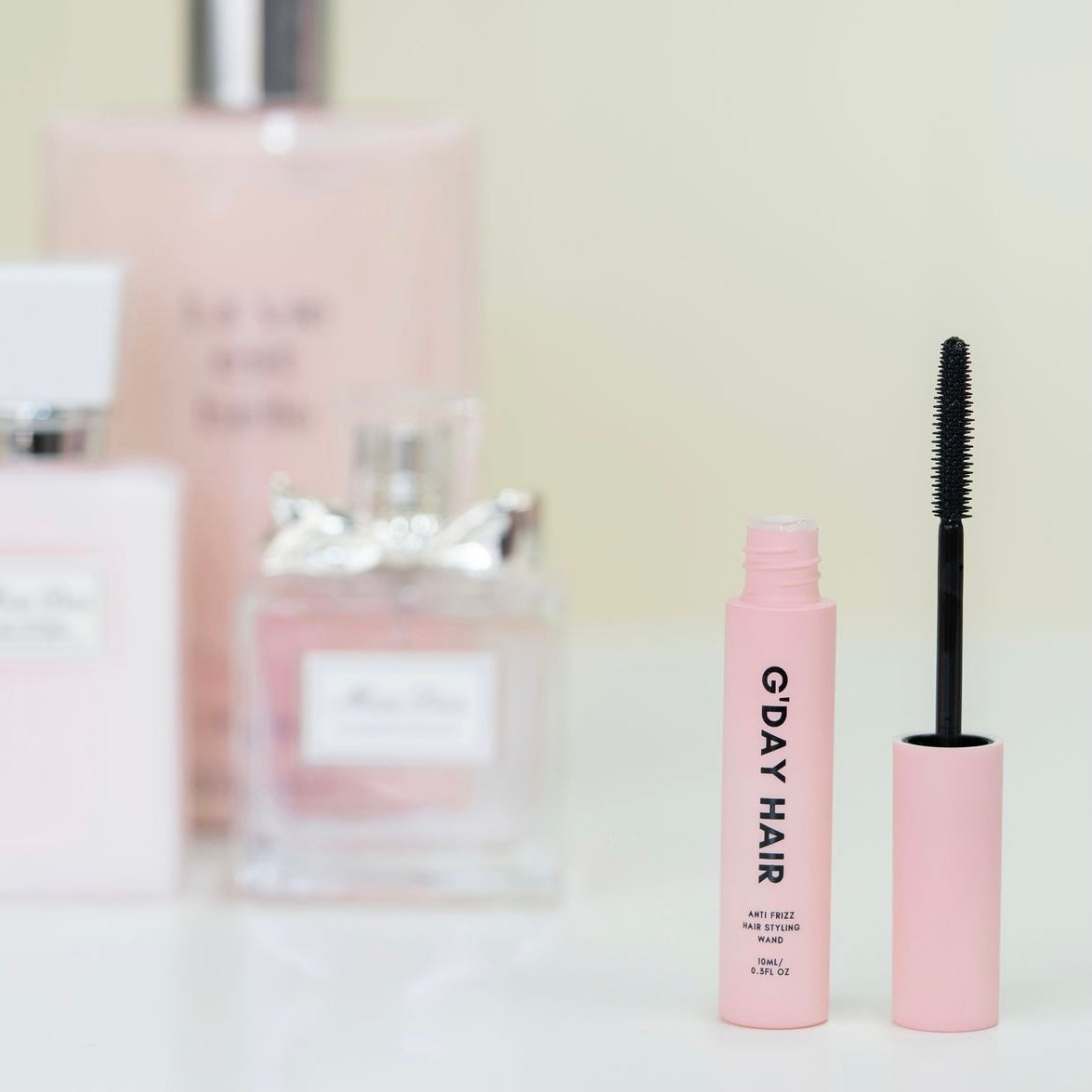 Anti-Frizz Hair Styling Wand